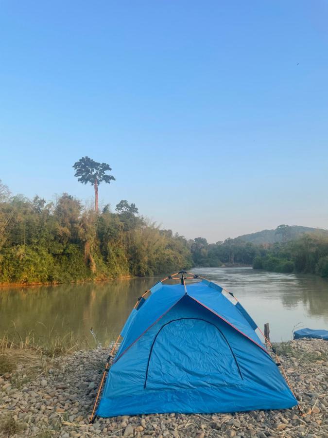Du Nam Rever Side Cat Tien Esterno foto